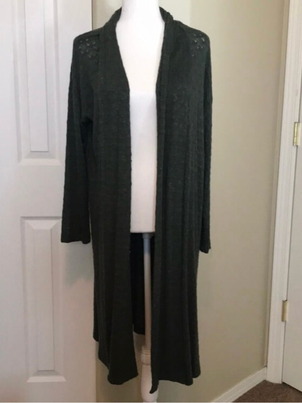 Carly Jean Los Angeles Cardigan